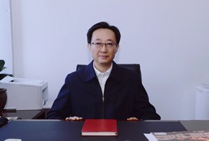 副校长[简介] 对照阅读